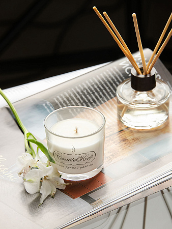Свеча ароматическая CandleKraft English Pear &amp; Freesia Aroma Mini by CandleKraft &quot;Груша и фрезия&quot; от Мастерской уюта CandleKraft