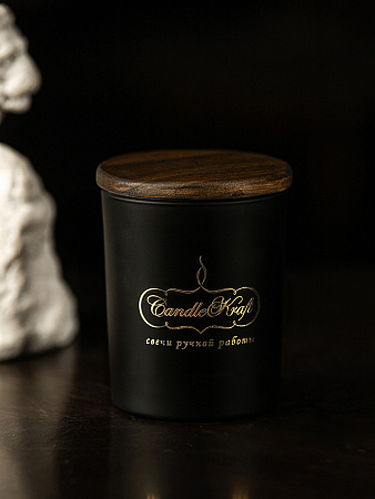 Свеча ароматическая CandleKraft Woodsmoke &amp; Leather Gentle Aroma black &quot;Древесный дым и Кожа&quot; от Мастерской уюта CandleKraft